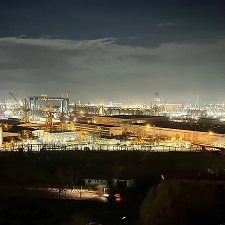 Апартаменти 07 With Panoramic View Констанца