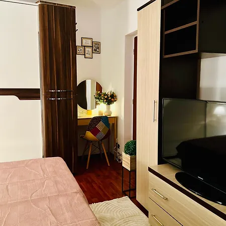 07 With Panoramic View