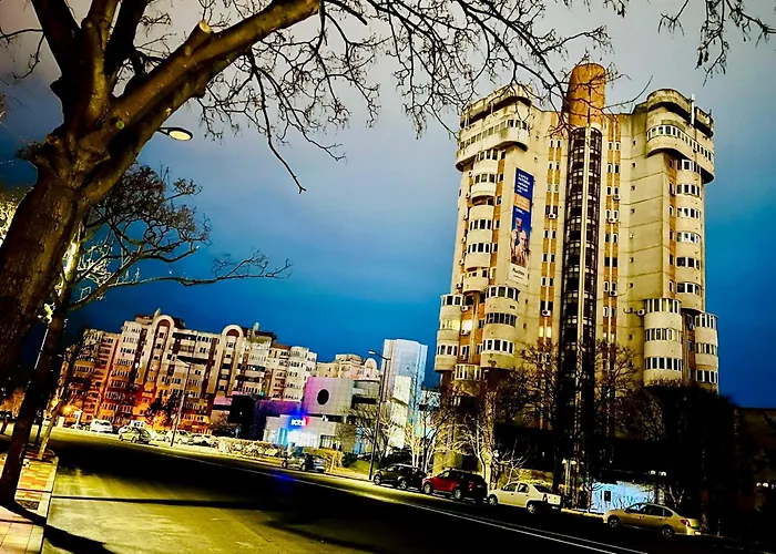 07 With Panoramic View