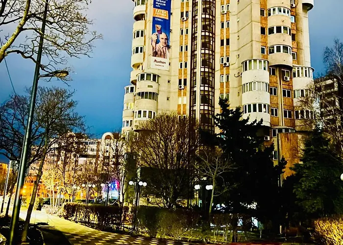 07 With Panoramic View *